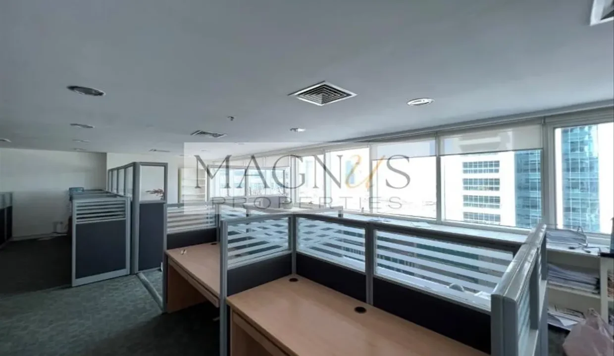 Office Space for Sale in One Lake Plaza_5